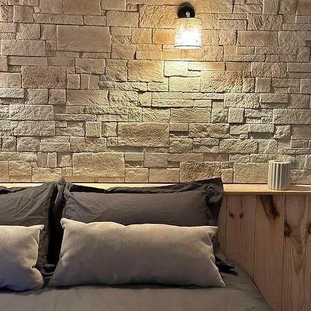 Holiday home Gites Moreno